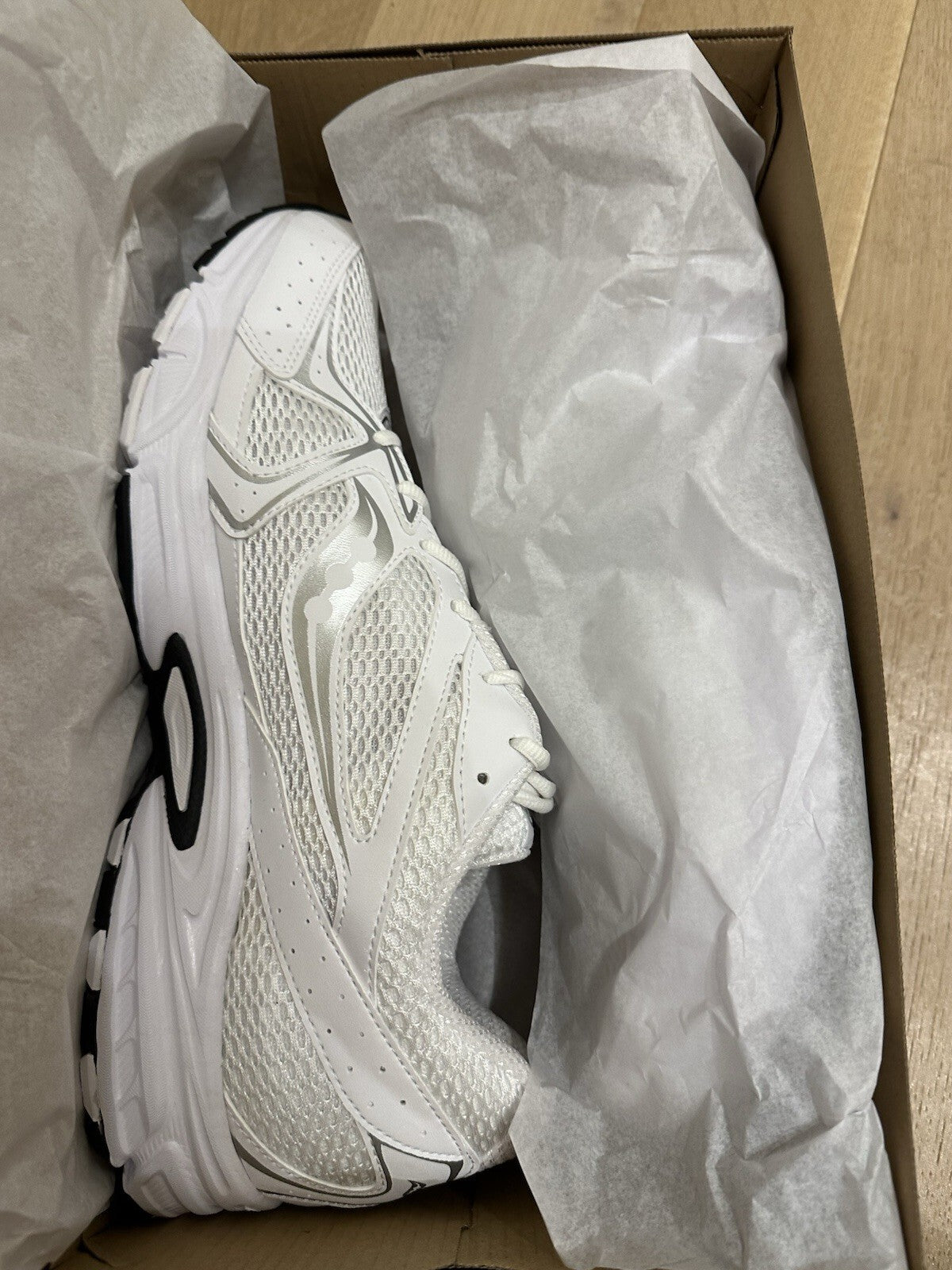 Saucony Men’s Ride Millennium White/ Silver  Men’s 14