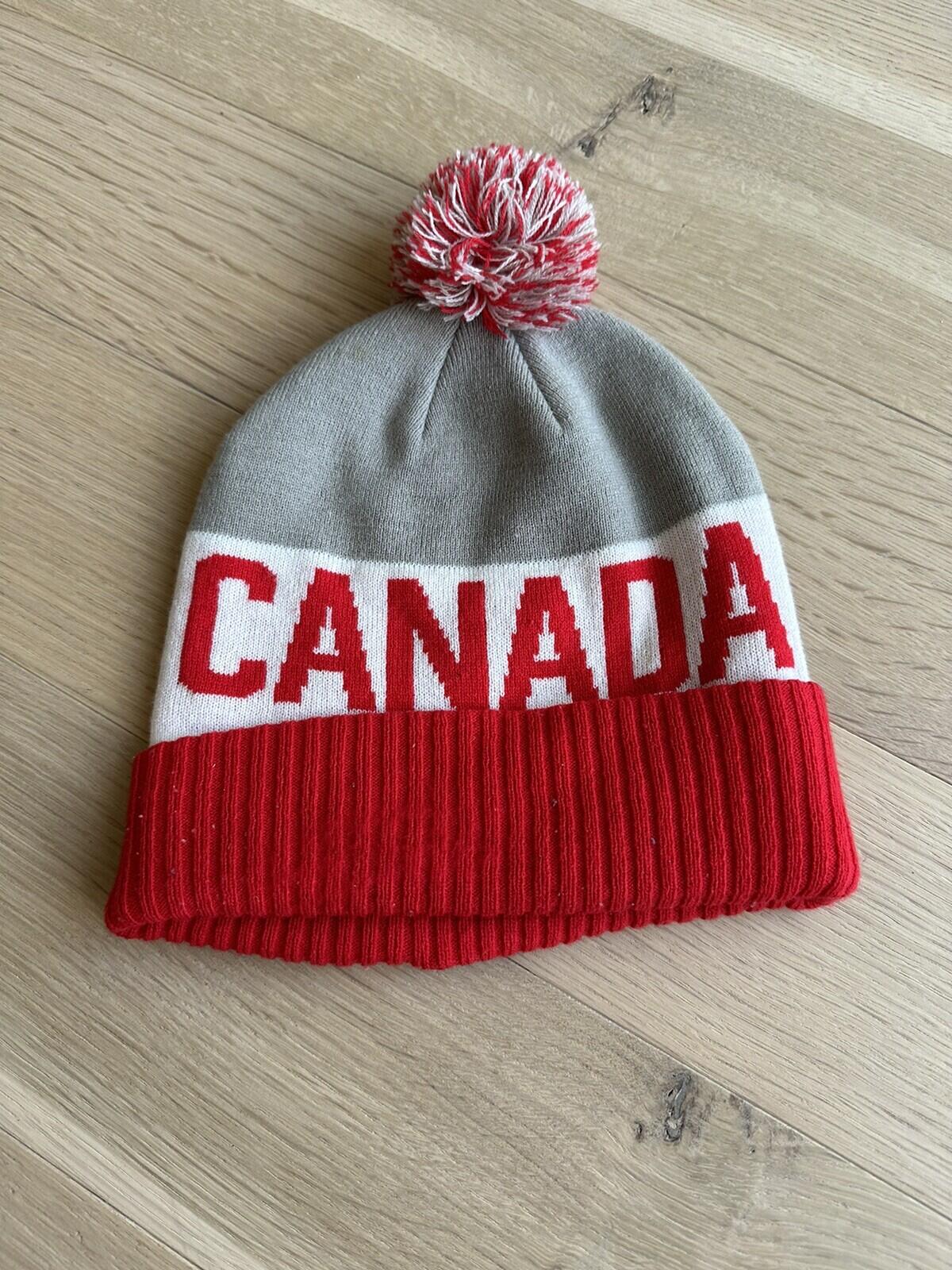 Nike Men’s Canada Toque (Red/White/Grey) One Size