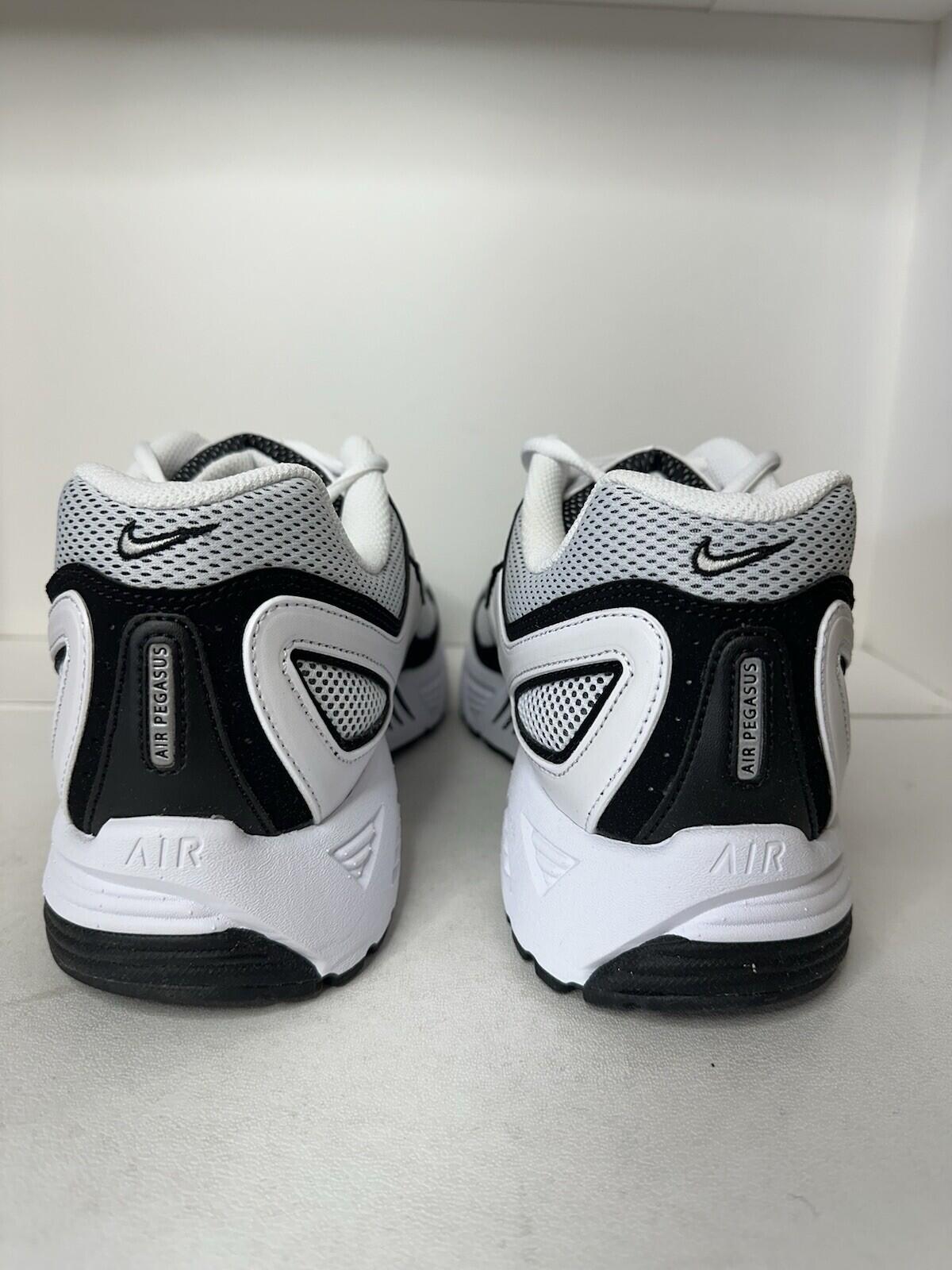 Nike Air Pegasus 2K5 White/ Black Men’s Size 13 BNIB