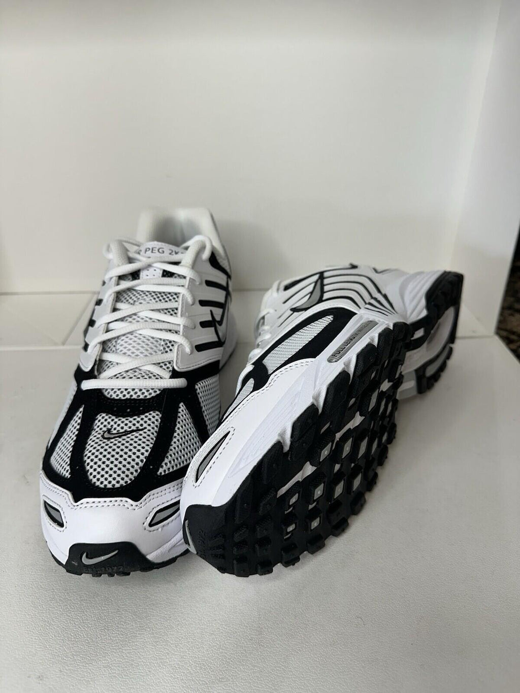 Nike Air Pegasus 2K5 White/ Black Men’s Size 13 BNIB