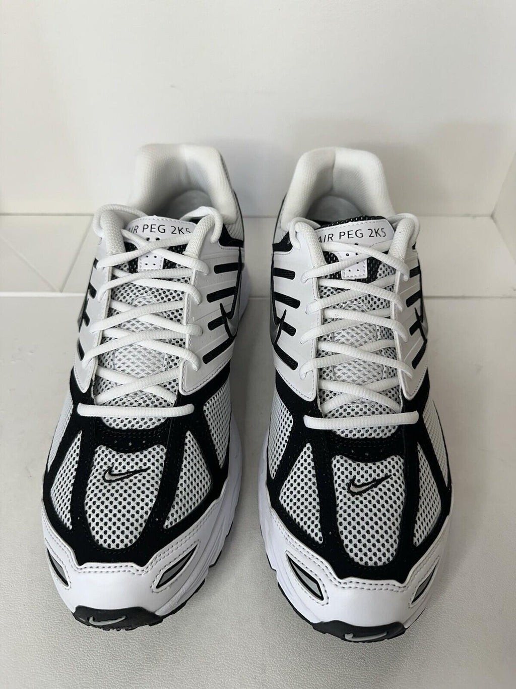 Nike Air Pegasus 2K5 White/ Black Men’s Size 13 BNIB