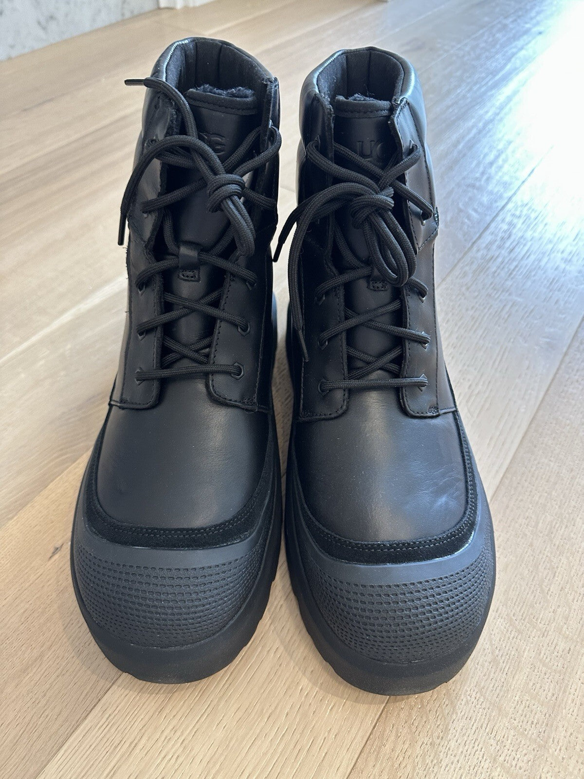 UGG M Neumel High Weather Hybrid Black/Black Men’s 12