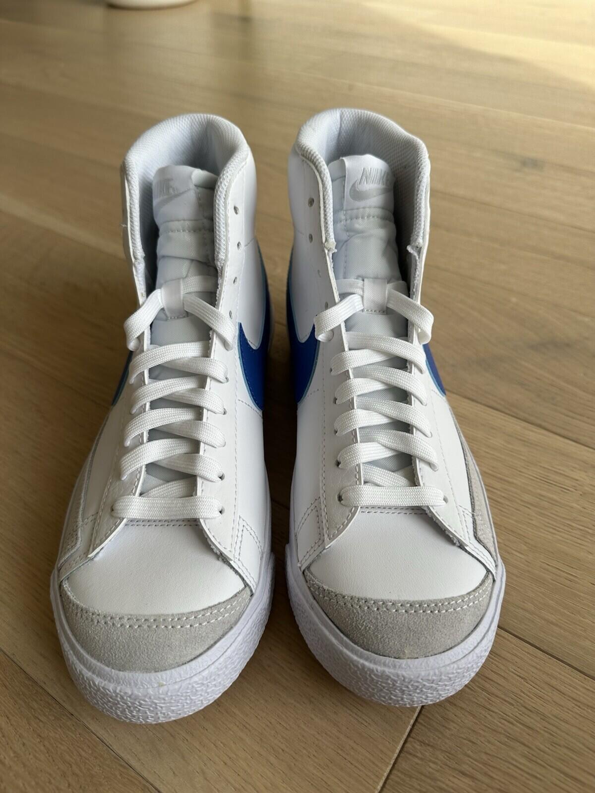 Nike Blazer Mid 77 (GS) Size 7Y White/Game Royal -Purple Platinum