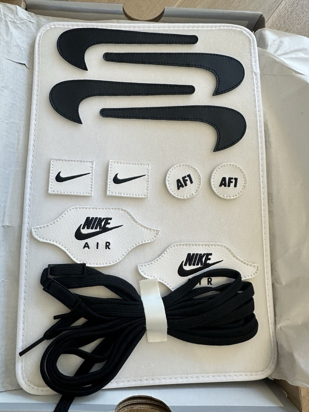 Nike AF1/1 ‘ White-Black’ (Air Force 1) mens size 13 White/White-White-White