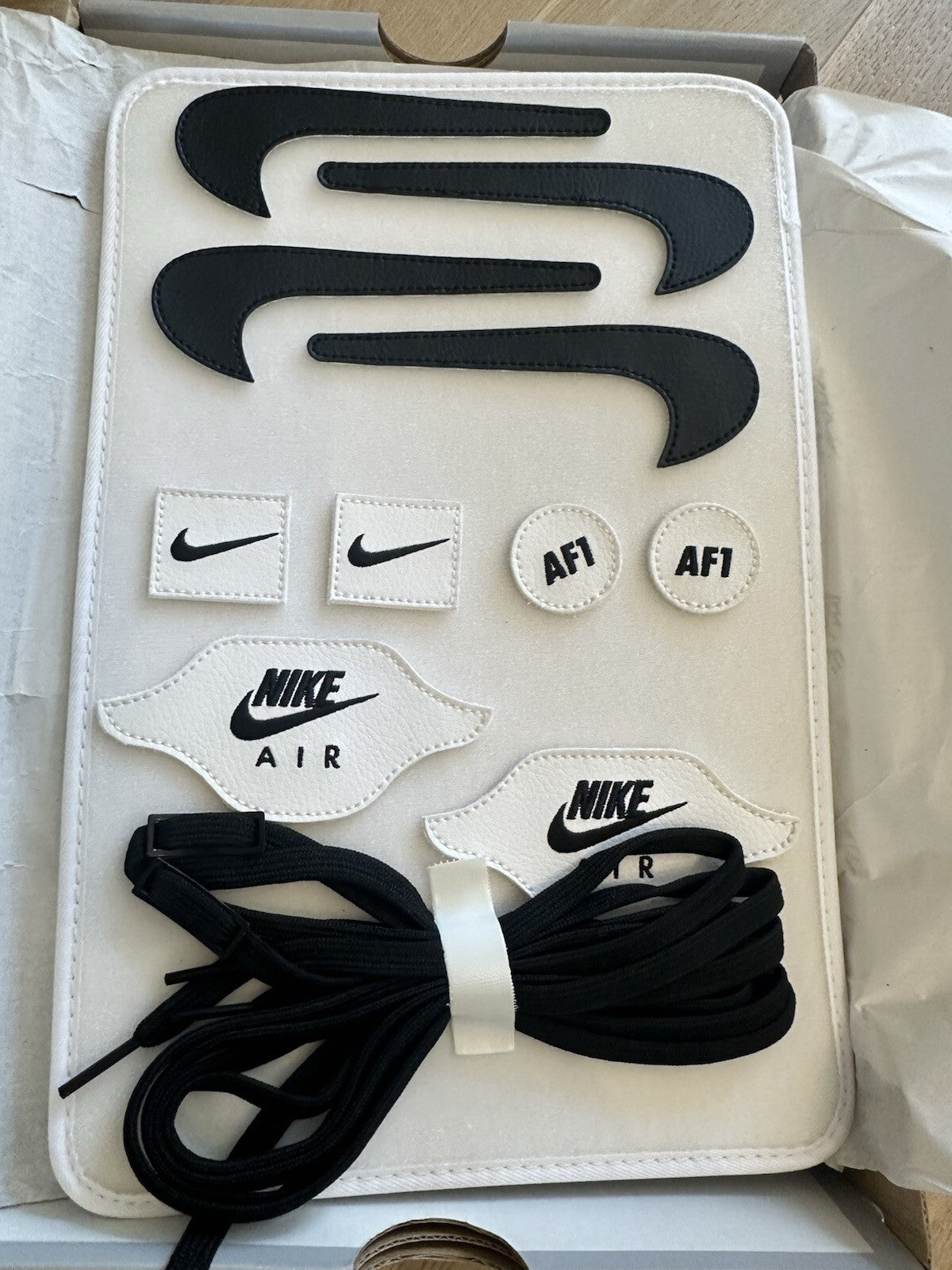 Nike AF1/1 ‘ White-Black’ (Air Force 1) mens size 13 White/White-White-White