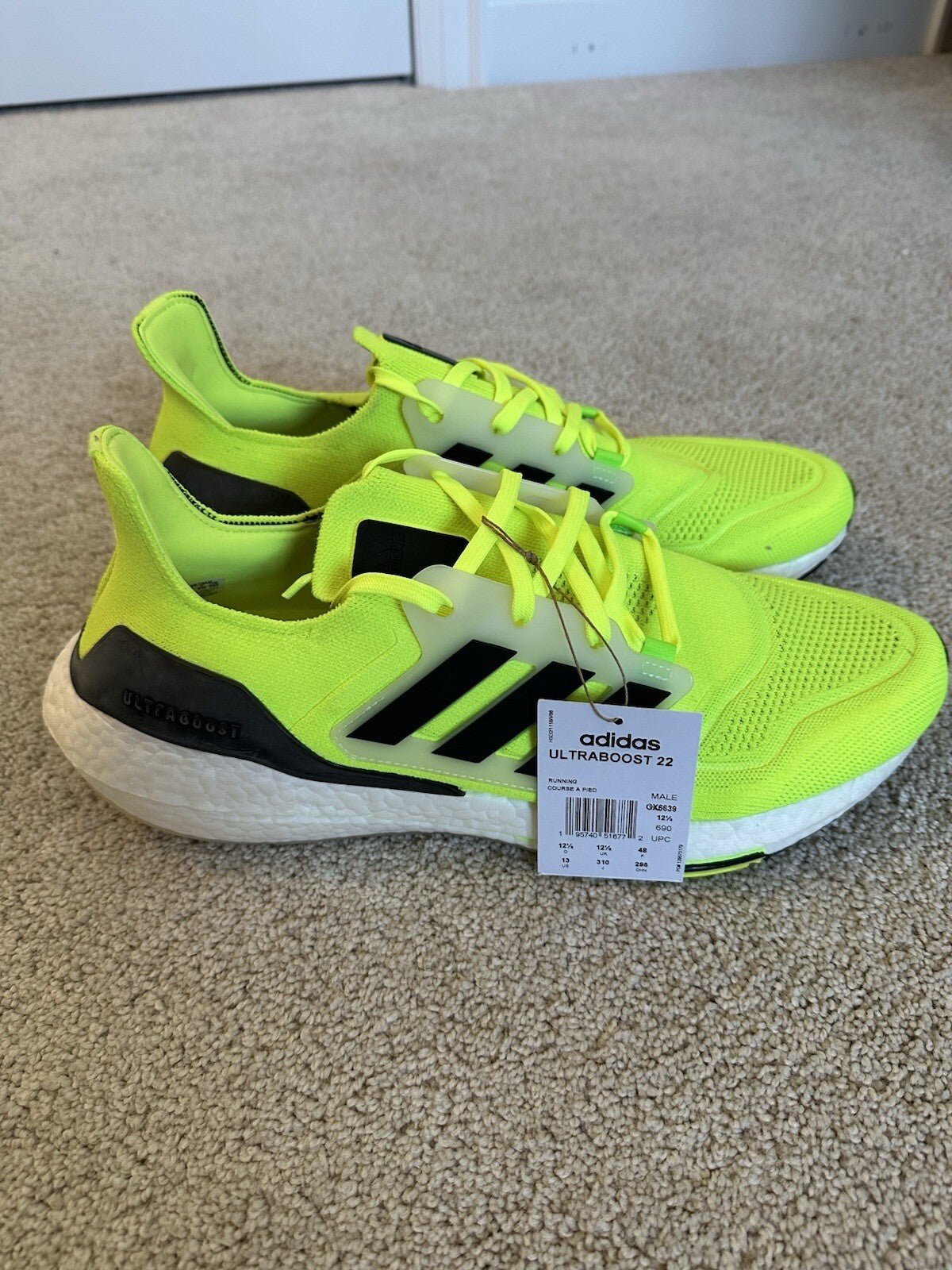 Adidas ultraboost 22 Solar Yellow/ Black Men’s Shoes Size 13
