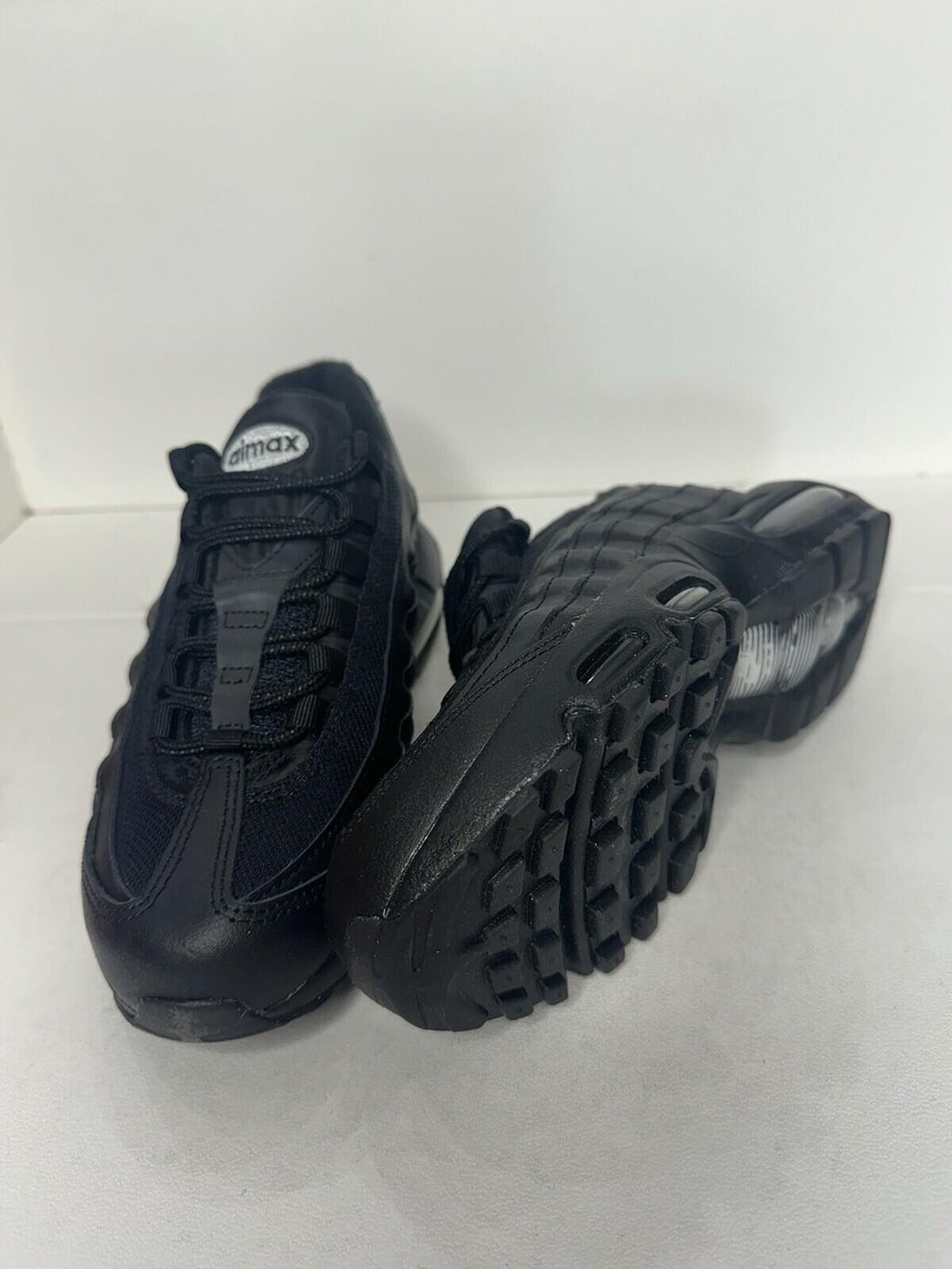 Nike Air Max 95 Essential ‘Triple Black’ Size 5Y