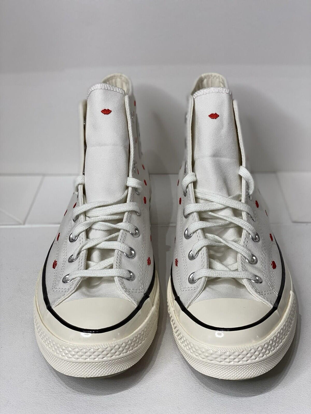 Converse chuck taylor 70 hi ‘ Love Me/ Embroidered Lips’ Men’s Size 12