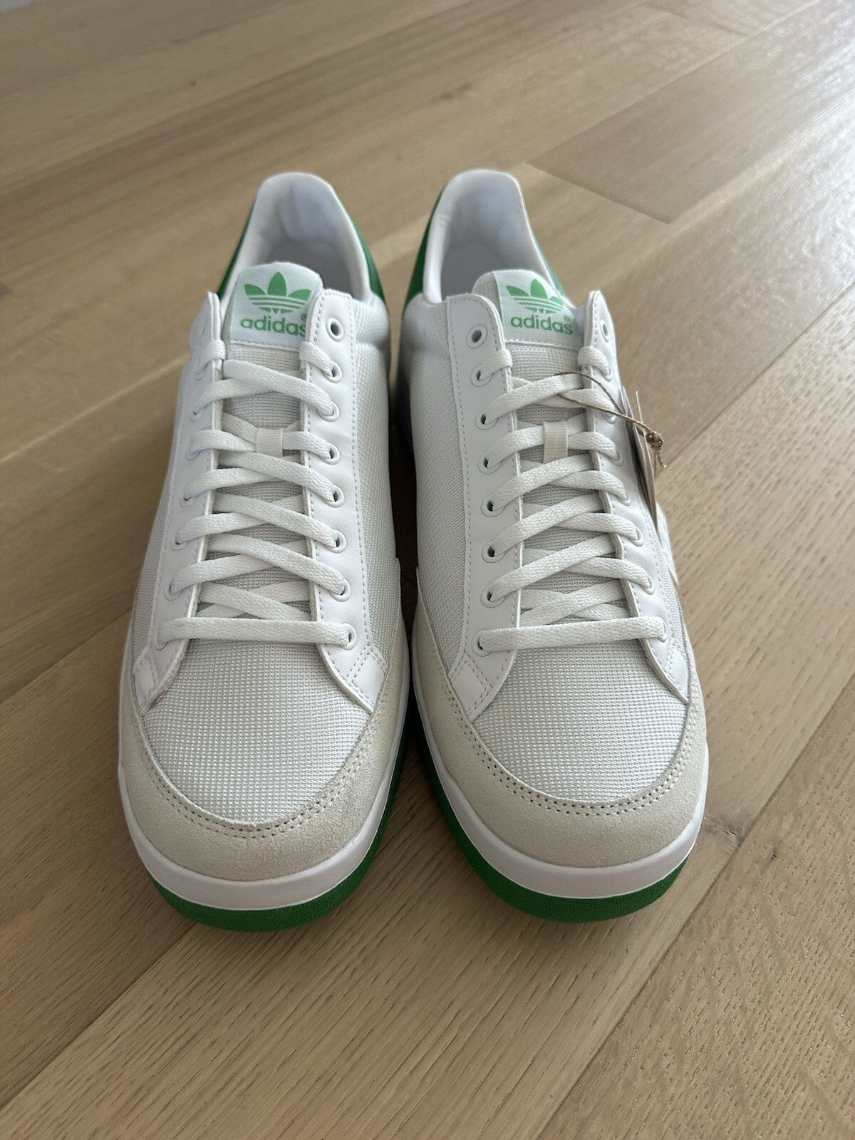Adidas ROD LAVER Men’s Size 13 RUNWHT/RUNWHT/FAIRWA