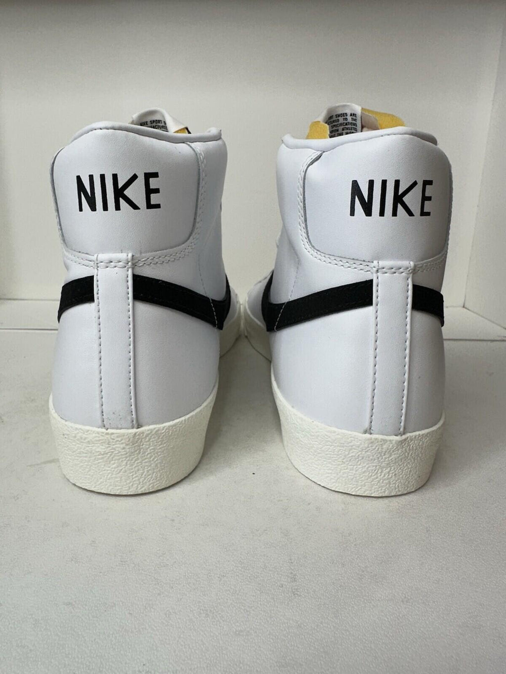 Nike Blazer Mid 77 White/ Black Men’s Size 13