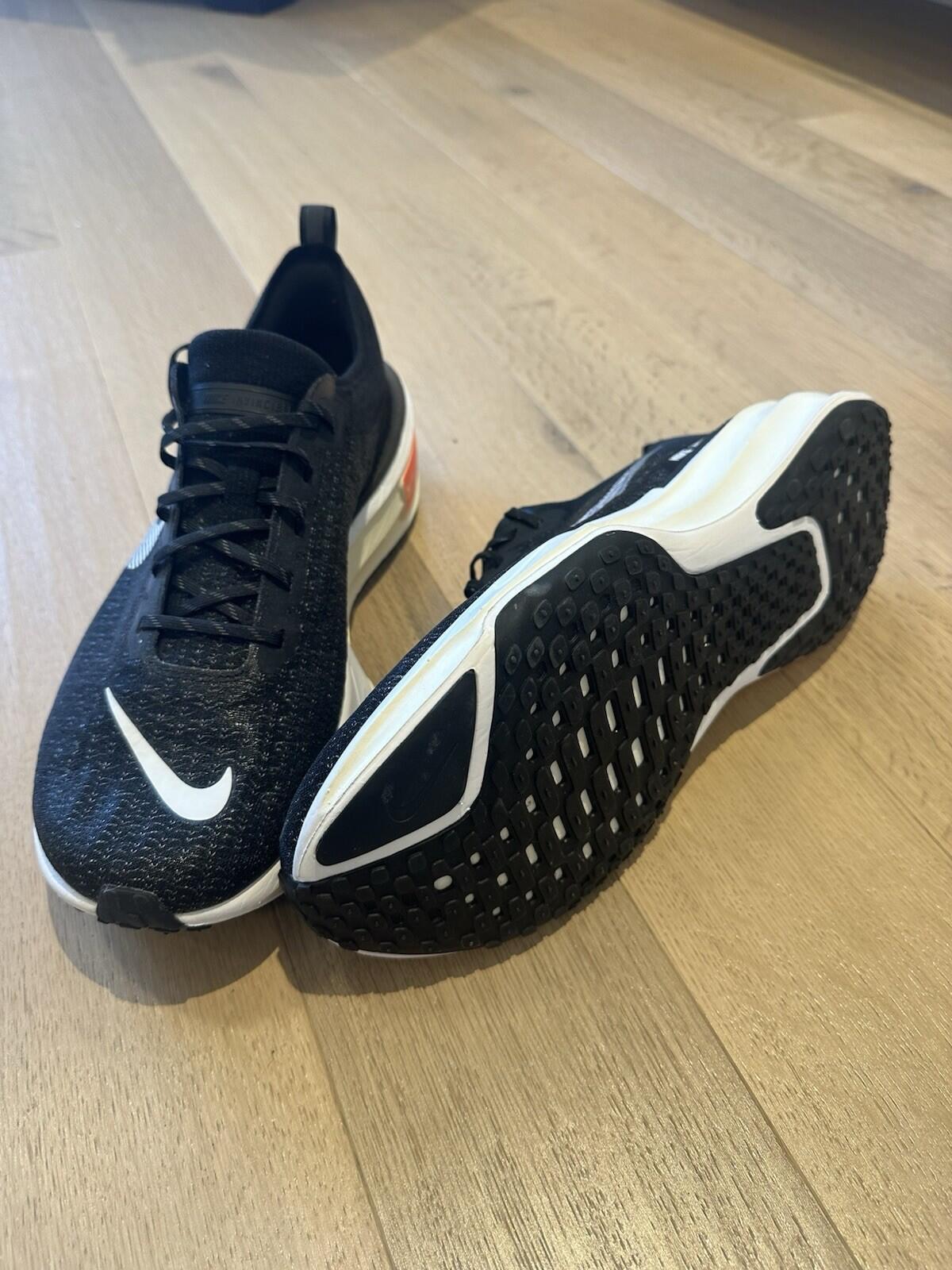 Nike Invincible Run 3 Black & White Men’s Size 14