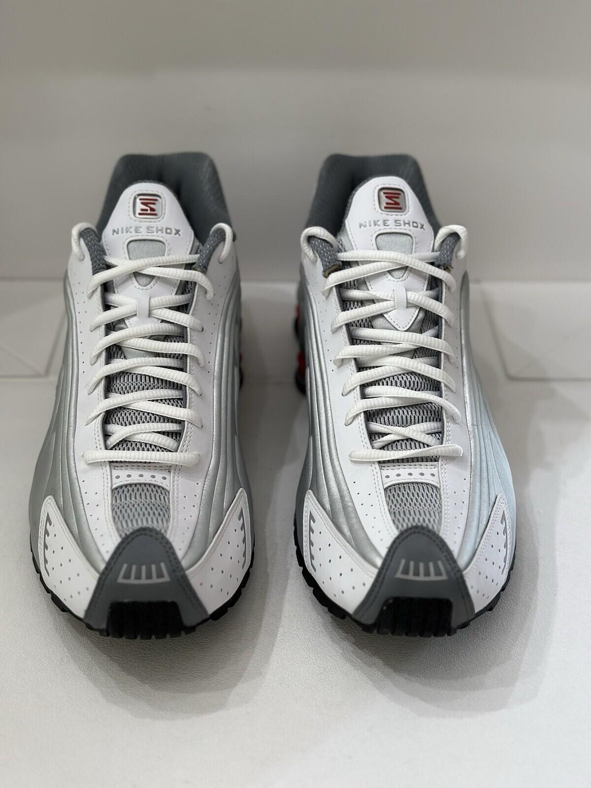 Nike Shox Metallic Silver/Comit Red mens shoes size 13