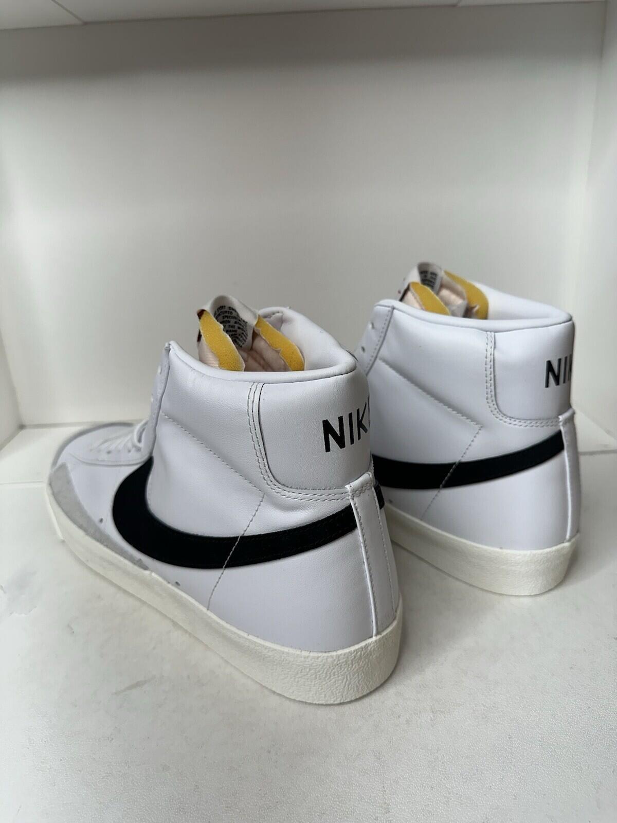 Nike Blazer Mid 77 White/ Black Men’s Size 13