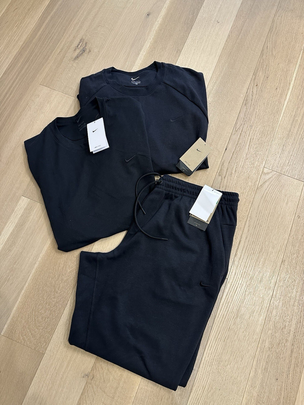 Nike Black Dri-fit Track Set Men’s XL Cropped Pant,Crewneck Sweatshirt, T-shirt.