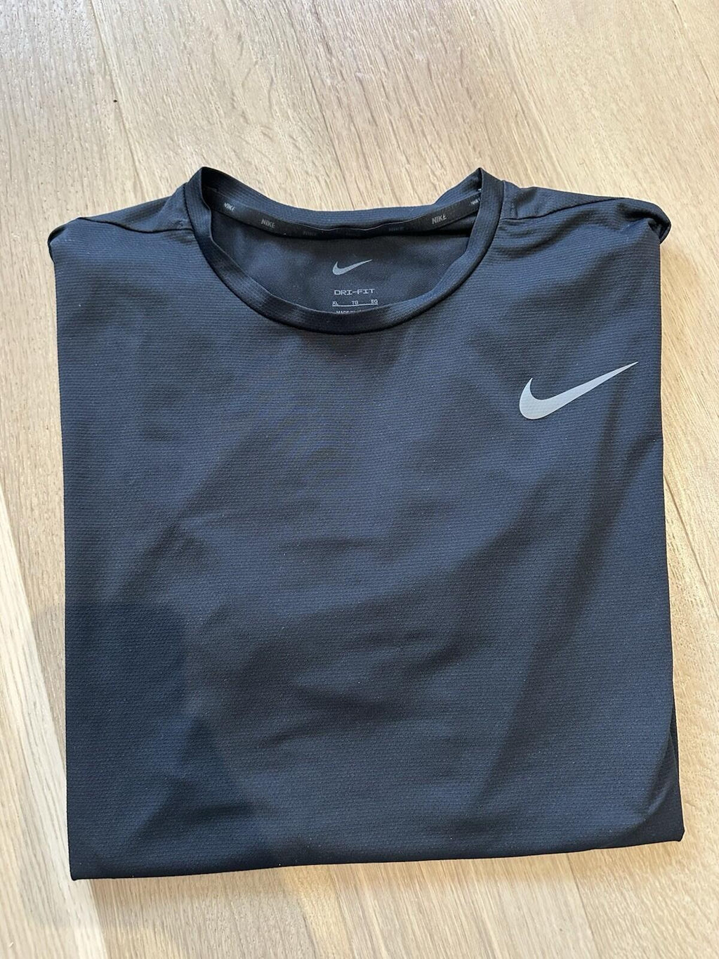 Nike Dri Fit Tshirt Men’s XL Black