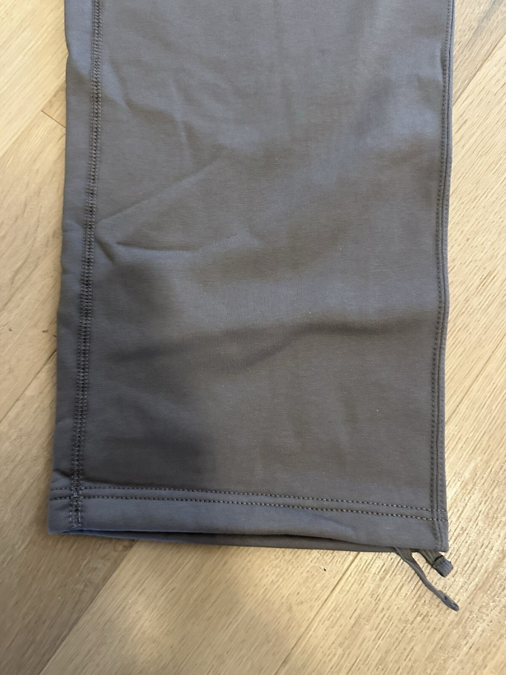Nike Solo Swoosh Loose Fit Sweatsuit (Pants XL, Crewneck XL) Light Brown