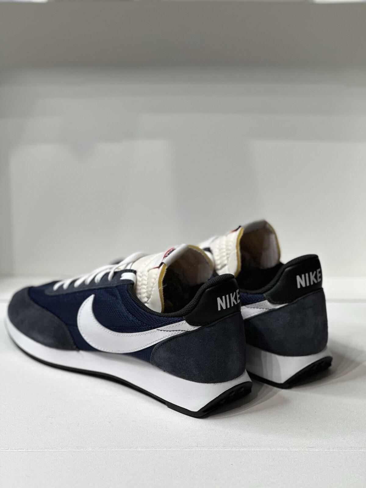 Nike mens Tailwind 79 Obesedian/ White Men’s shoes size 13