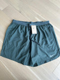 Nike Men’s Stride 7” standard fit Running Shorts size  XL - Green