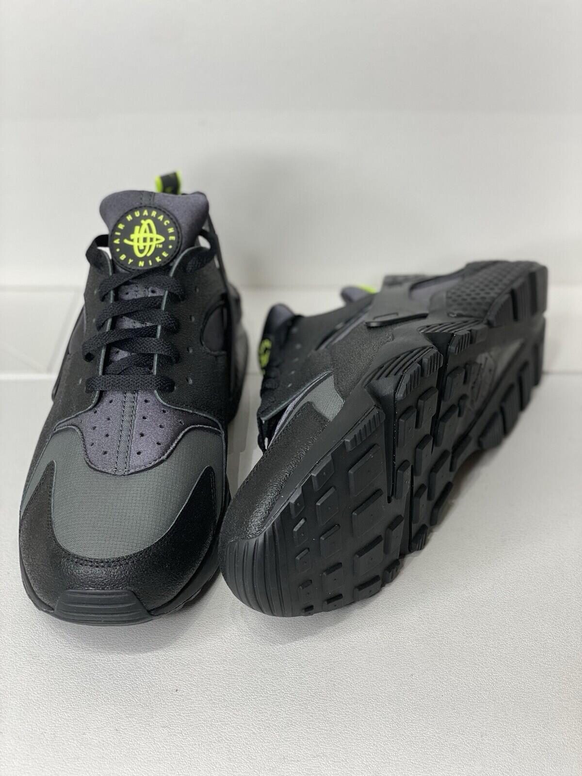 Nike huarache Black/ Anthracite/ Volt Men’s Size 14