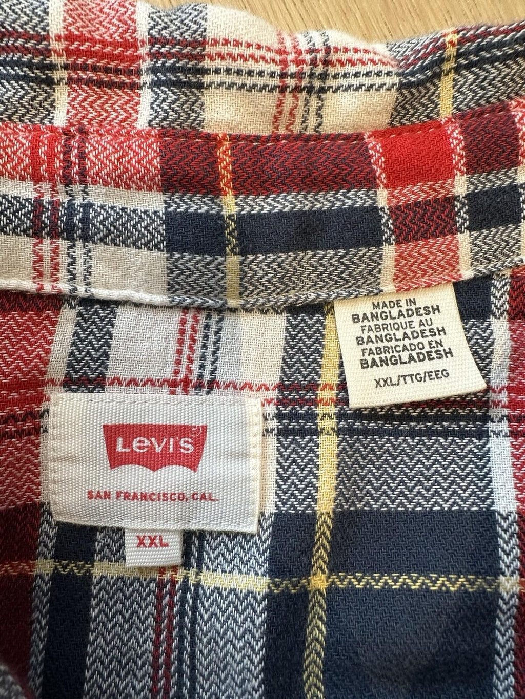 Levi’s Men’s Plaid Button Up Shirt Men’s XXL