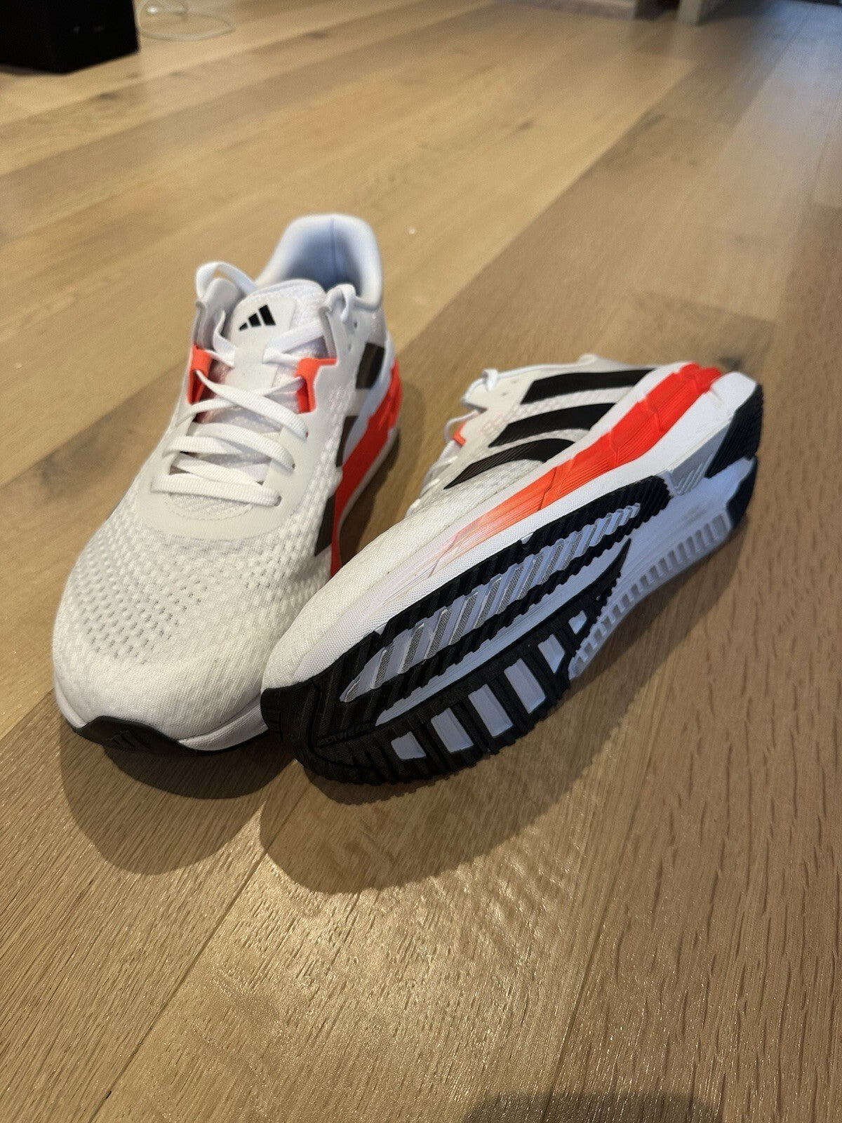 Adidas Adistar Men’s Size 13 White/ Black/red